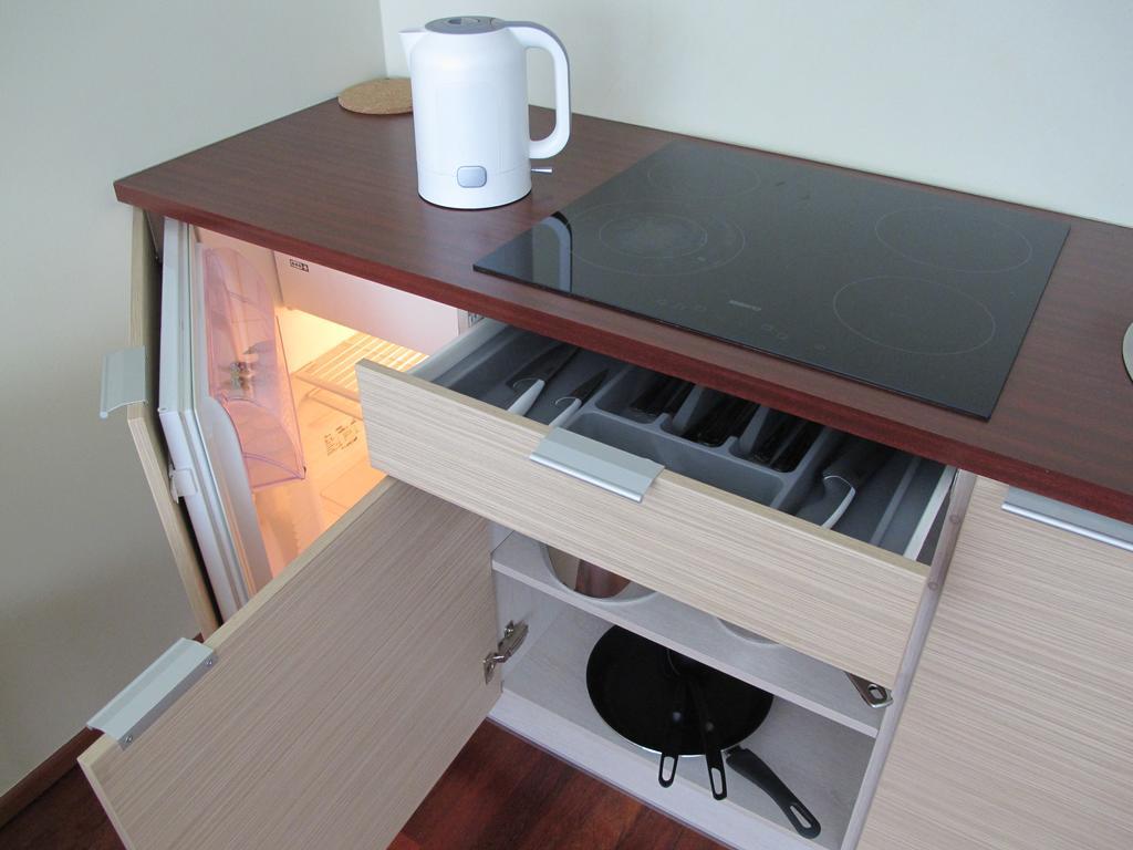 Roseni City Apartment Талин Екстериор снимка