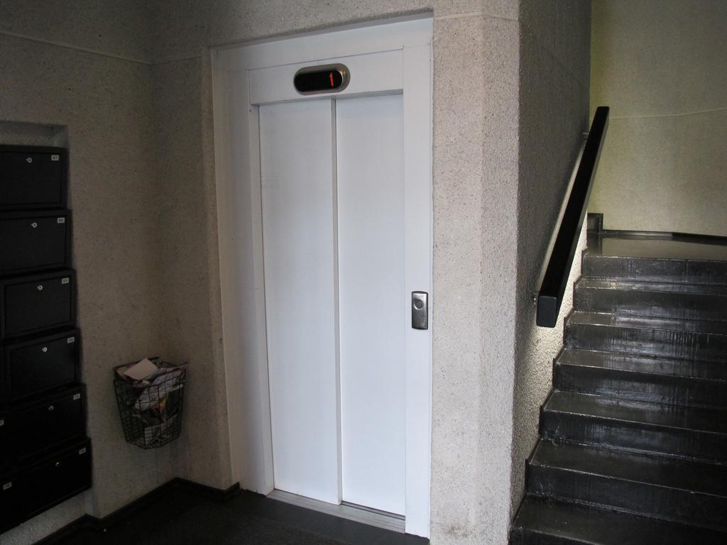 Roseni City Apartment Талин Екстериор снимка